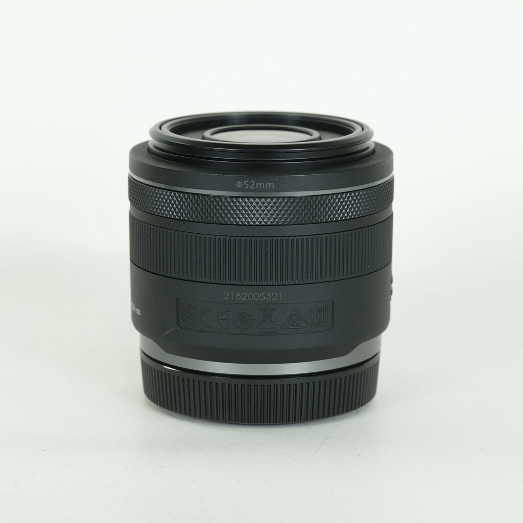 Canon RF35mm F1.8 MACRO IS STM