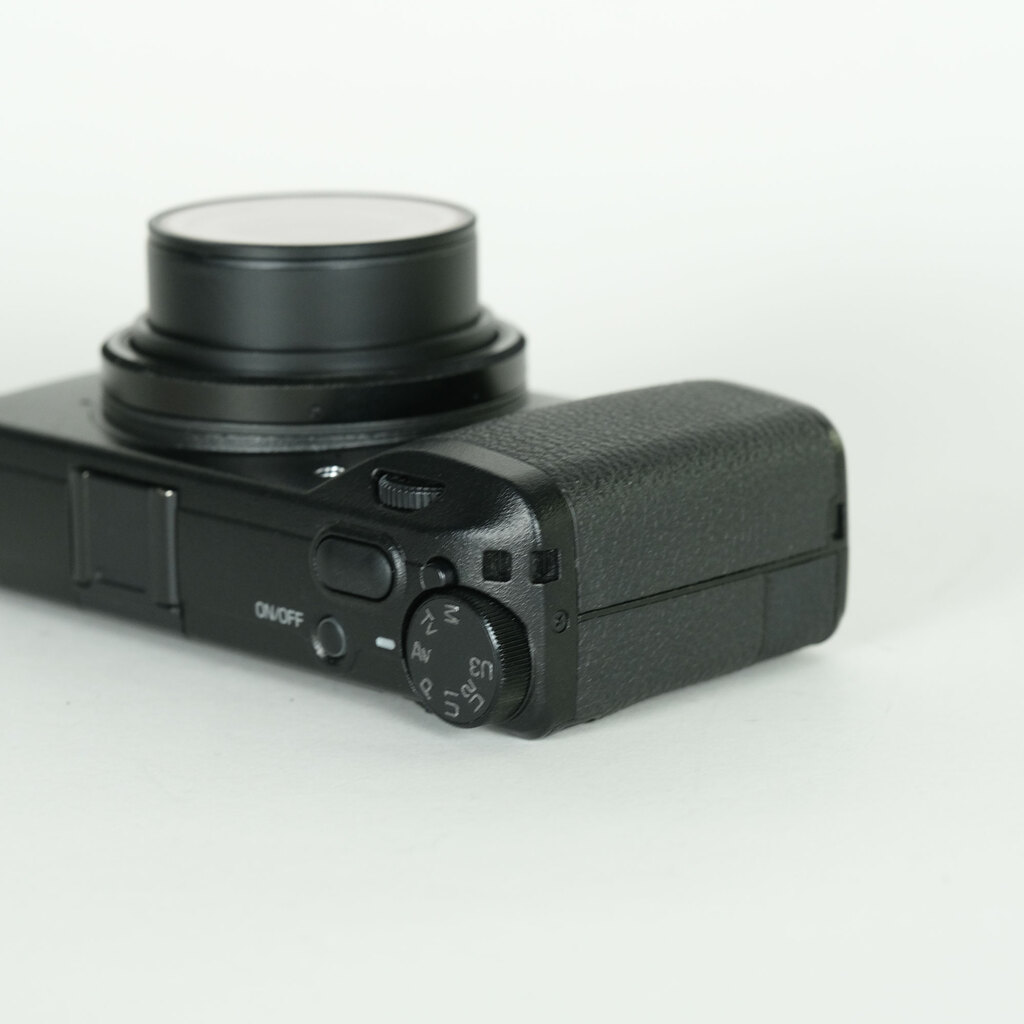 RICOH GR IIIx RICOH GR IIIx