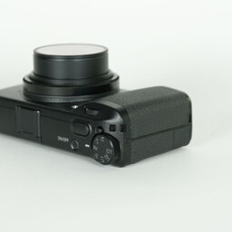 RICOH GR IIIx RICOH GR IIIx