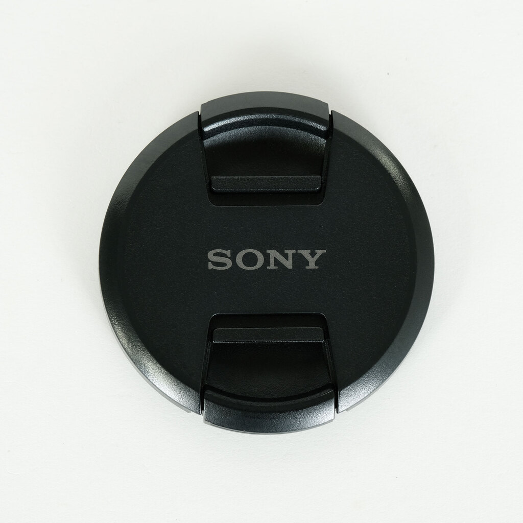 SONY FE 24-240mm F3.5-6.3 OSS SEL24240