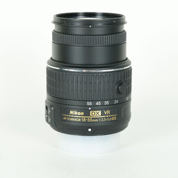 Nikon AF-S DX NIKKOR 18-55mm f3.5-5.6G VR II Nikon AF-S DX NIKKOR 18-55mm f3.5-5.6G VR II