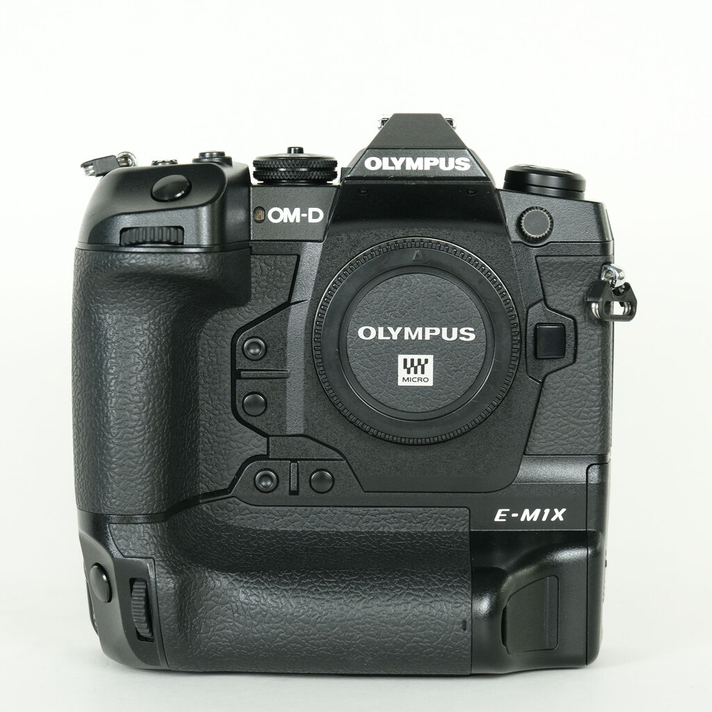 OLYMPUS OM-D E-M1Xの出品 | ONE SCENE（ワンシーン）