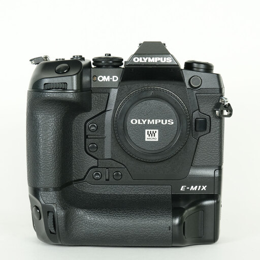 OLYMPUS OM-D E-M1X