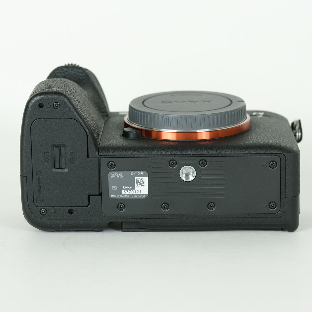 SONY α7 IV(ILCE-7M4) SONY α7 IV(ILCE-7M4)