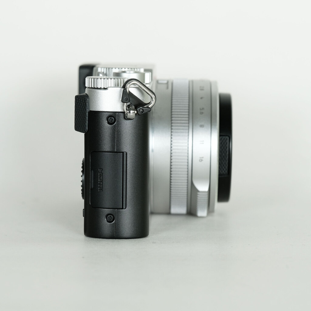 LEICA D-LUX7 シルバー