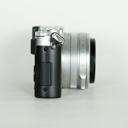 LEICA D-LUX7 シルバー