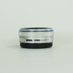 OLYMPUS M.ZUIKO DIGITAL 17mm F2.8 シルバー