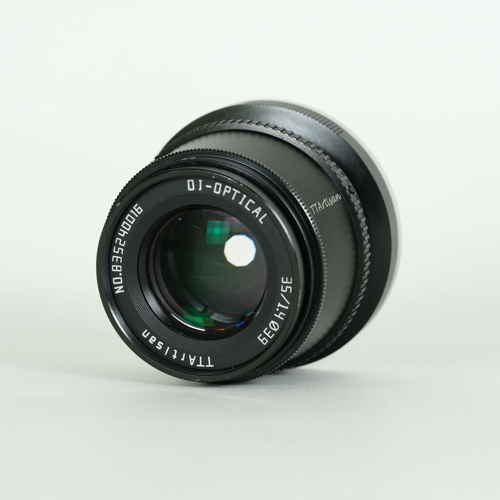 TTArtisan 35mm f/1.4 C [フジフイルムX用]