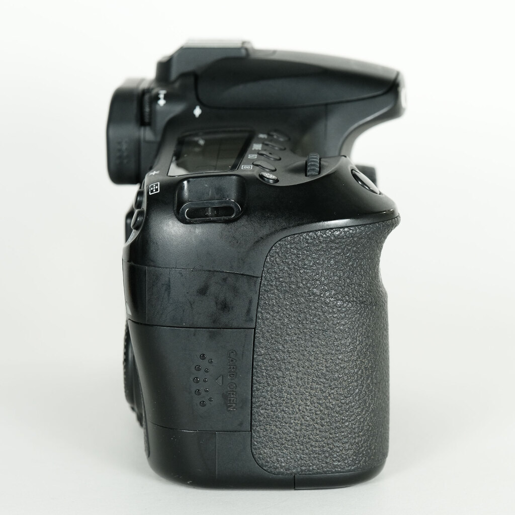 Canon EOS 60D ボディ