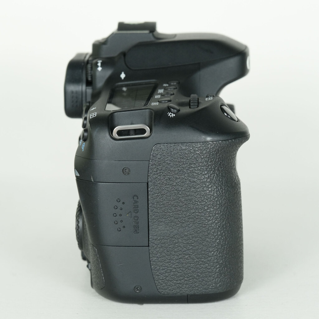 Canon EOS 80D