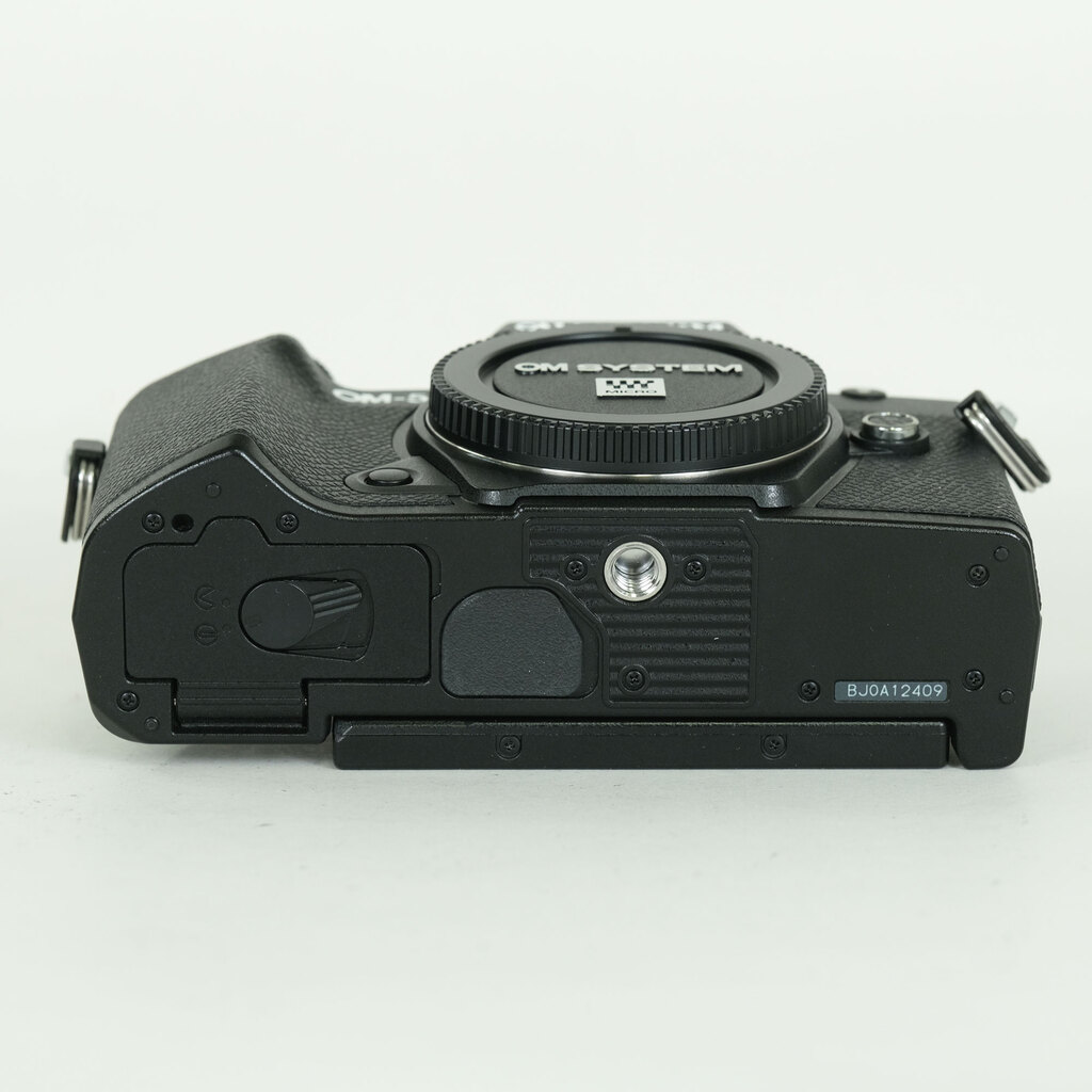 OM SYSTEM OM-5