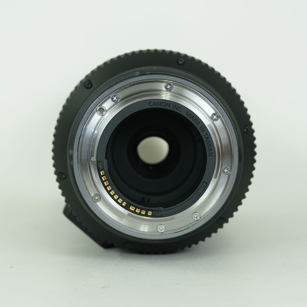 Canon RF600mm F11 IS STM