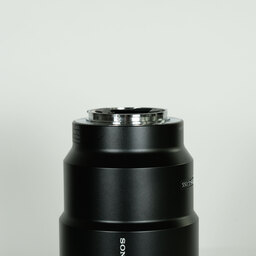 SONY FE 90mm F2.8 Macro G OSS SEL90M28G