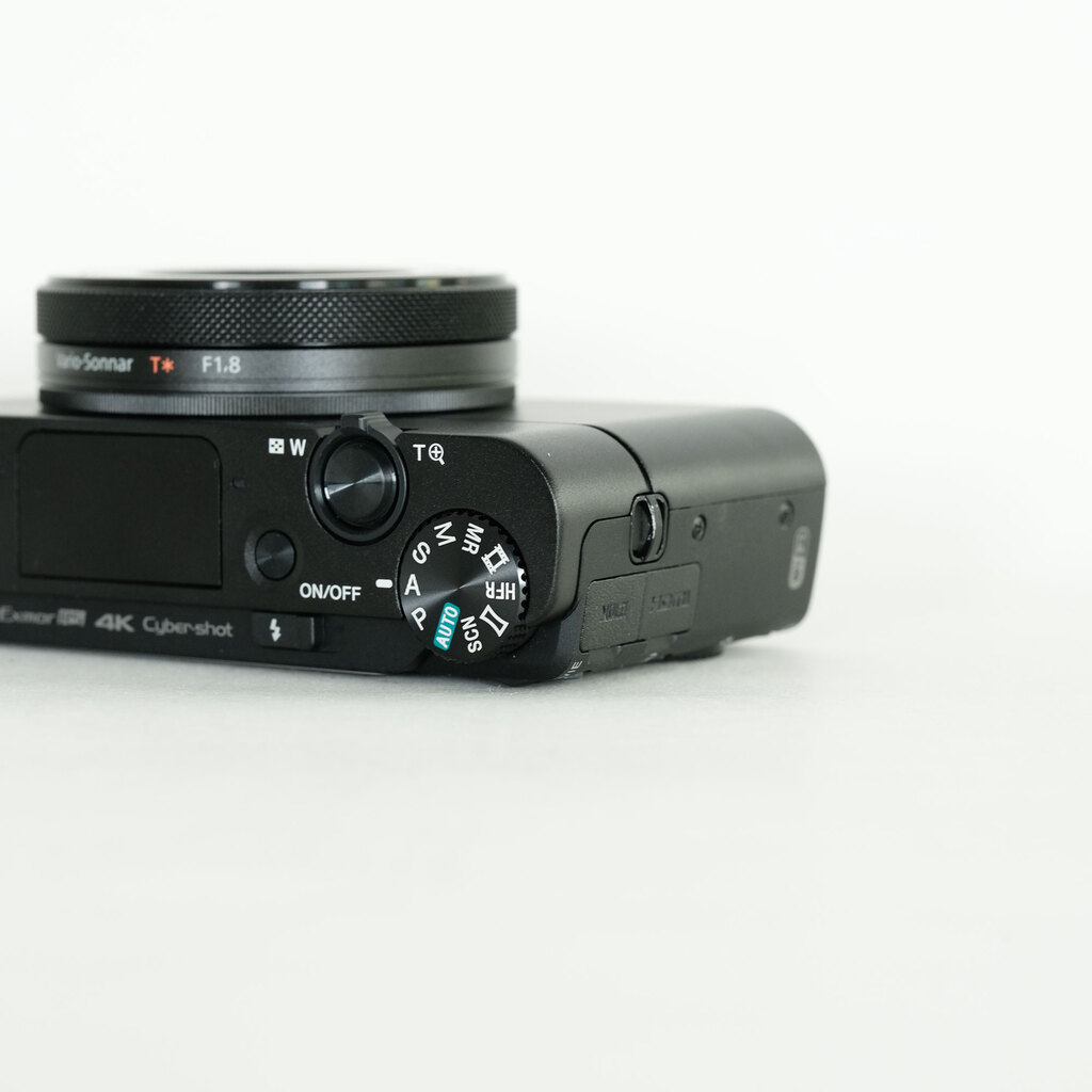 SONY Cyber-shot DSC-RX100M5A