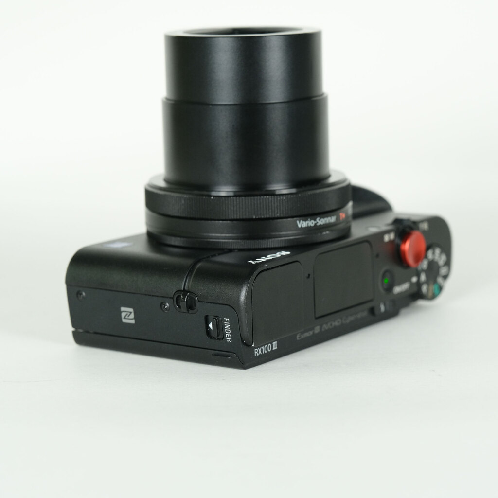 SONY Cyber-shot DSC-RX100M3
