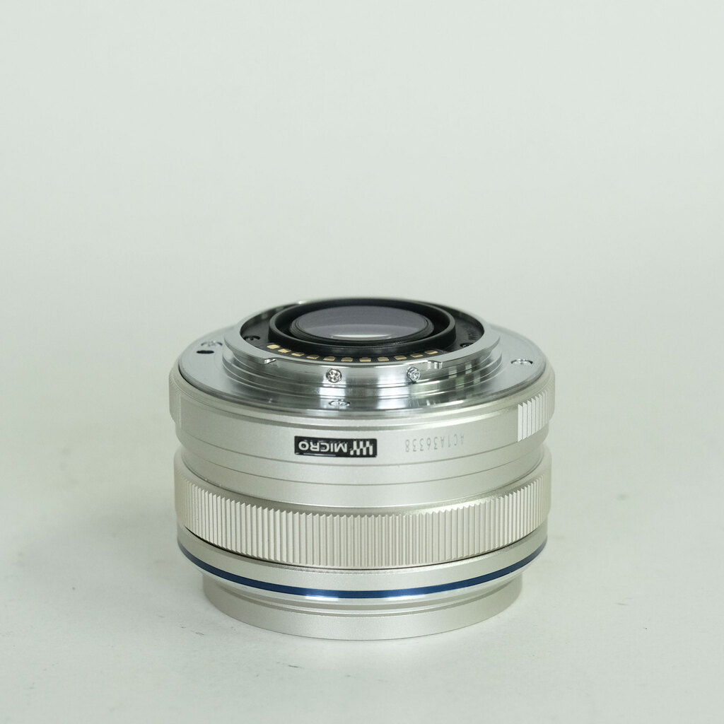 OLYMPUS M.ZUIKO DIGITAL 17mm F1.8