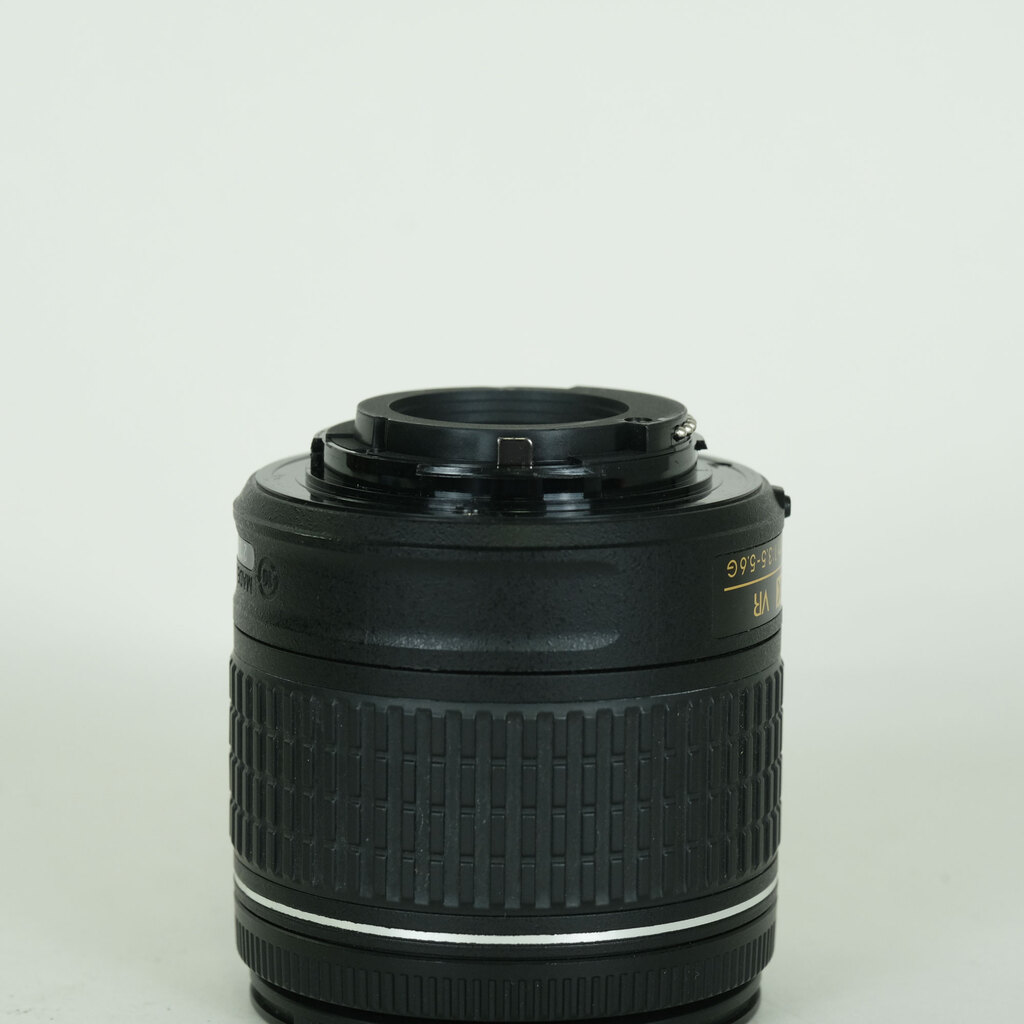 Nikon AF-P DX NIKKOR 18-55mm F3.5-5.6G VR