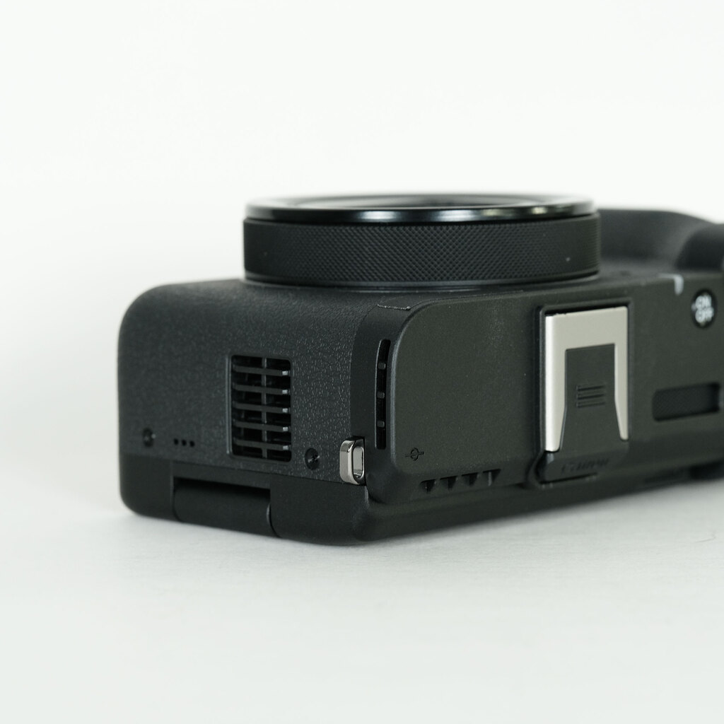 Canon PowerShot V1 Canon PowerShot V1