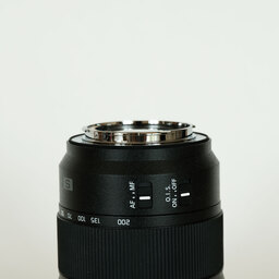 Panasonic LUMIX S 28-200mm F4-7.1 MACRO O.I.S.