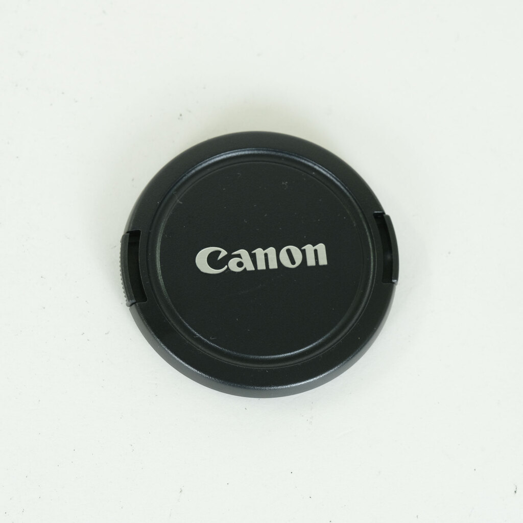 Canon EF-S18-135mm F3.5-5.6 IS Canon EF-S18-135mm F3.5-5.6 IS