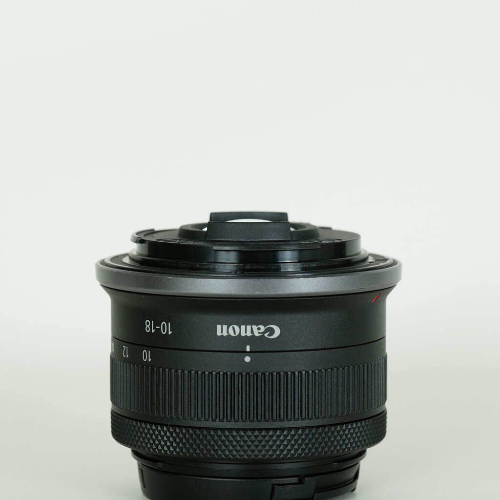 Canon RF-S 10-18mm F4.5-6.3 IS STM