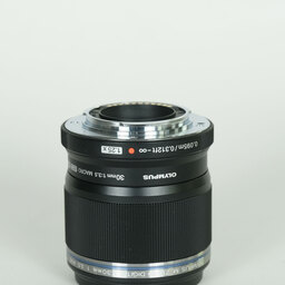 OLYMPUS M.ZUIKO DIGITAL ED 30mm F3.5 Macro OLYMPUS M.ZUIKO DIGITAL ED 30mm F3.5 Macro