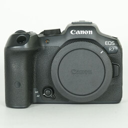 Canon EOS R7 Canon EOS R7