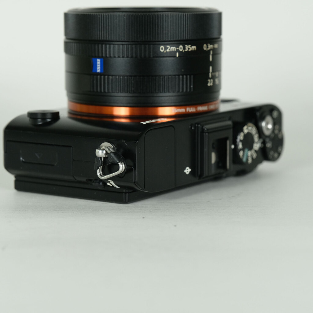SONY Cyber-shot DSC-RX1RM2の出品 | ONE SCENE（ワンシーン）