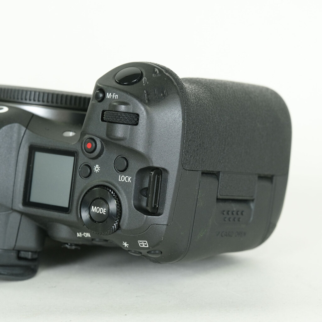 Canon EOS R5