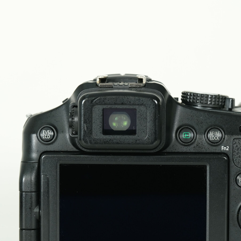 Panasonic LUMIX DMC-FZ200-Kの出品 | ONE SCENE（ワンシーン）