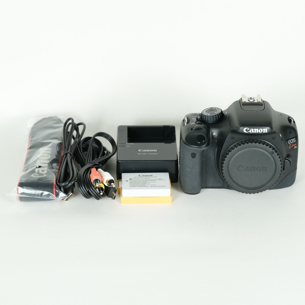 Canon EOS Kiss X4の出品 | ONE SCENE（ワンシーン）