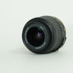 Nikon AF-S DX NIKKOR 18-55mm F3.5-5.6 G VR