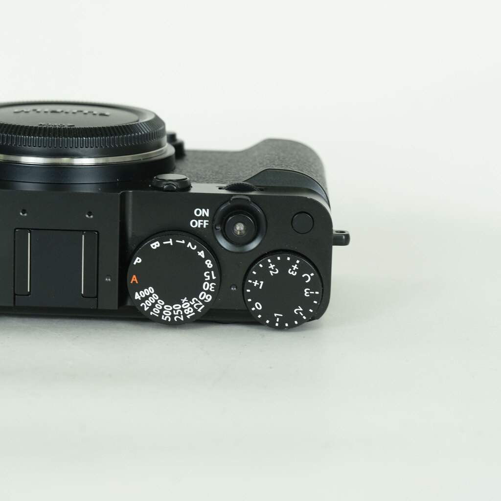 FUJIFILM X-E5