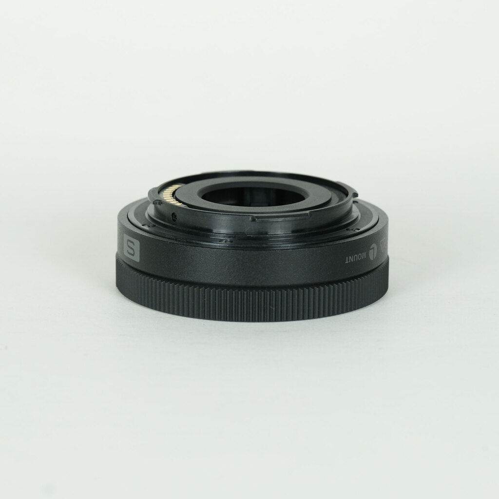 Panasonic LUMIX S 26mm F8 [S-R26]の出品 | ONE SCENE（ワンシーン）