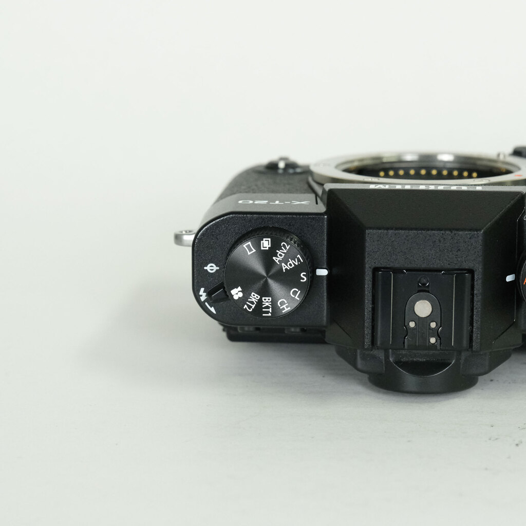 FUJIFILM X-T20 FUJIFILM X-T20