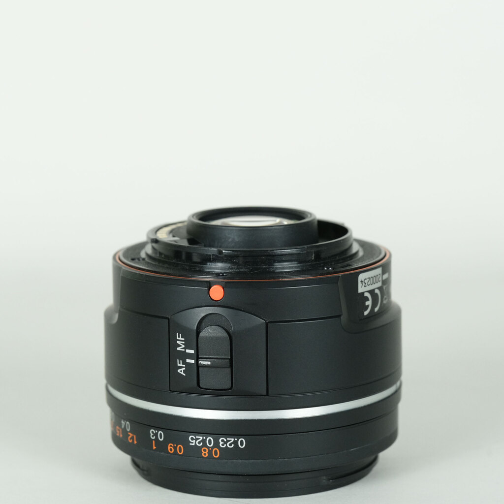 SONY DT 35mm F1.8 SAM SAL35F18