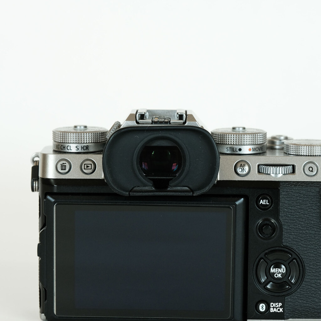 FUJIFILM X-T5 FUJIFILM X-T5