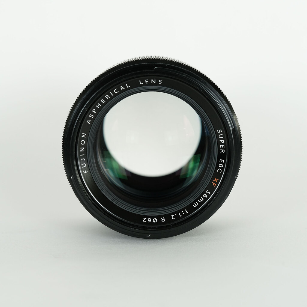 FUJIFILM XF56mmF1.2 R