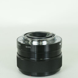 SONY E 35mm F1.8 OSS SEL35F18