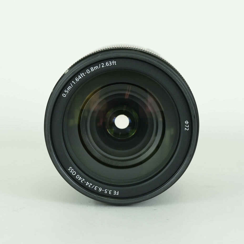 SONY FE 24-240mm F3.5-6.3 OSS SEL24240
