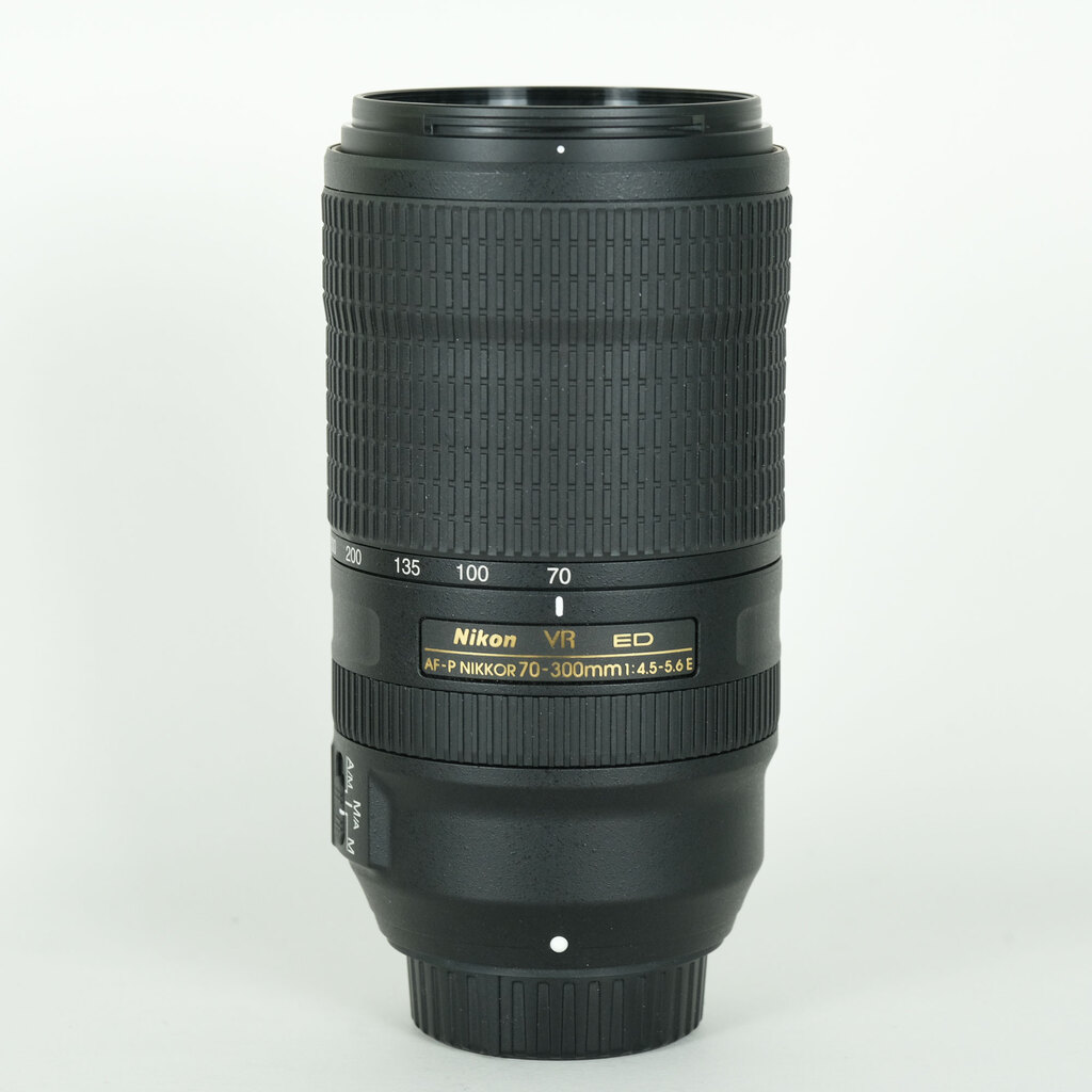 Nikon AF-P NIKKOR 70-300mm f/4.5-5.6E ED VR Nikon AF-P NIKKOR 70-300mm f/4.5-5.6E ED VR