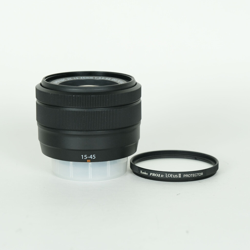 FUJIFILM XC15-45mmF3.5-5.6 OIS PZ [�u���b�N]