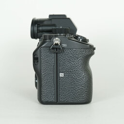 SONY α7 III（ILCE-7M3）