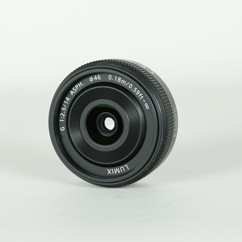 Panasonic LUMIX G 14mm F2.5 ASPH. H-H014 Panasonic LUMIX G 14mm F2.5 ASPH. H-H014