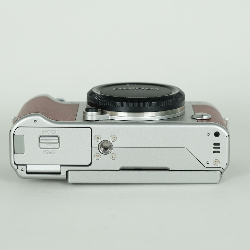 FUJIFILM X-A3 ボディ ブラウンの出品 | ONE SCENE（ワンシーン）