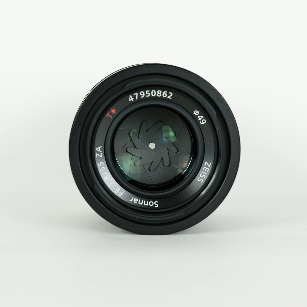 SONY Sonnar T* FE 55mm F1.8 ZA SEL55F18Z SONY Sonnar T* FE 55mm F1.8 ZA SEL55F18Z