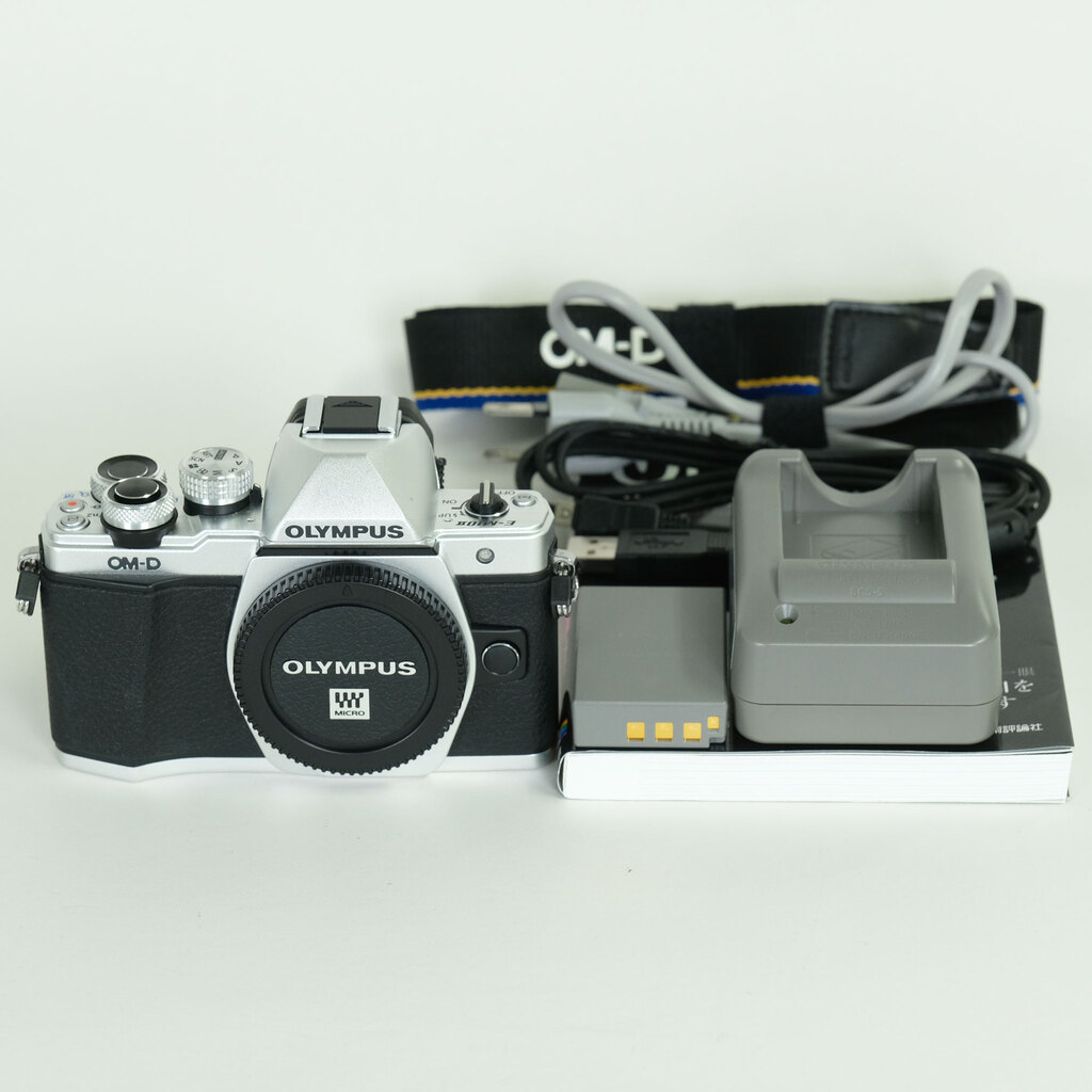 OLYMPUS OM-D E-M10 Mark II