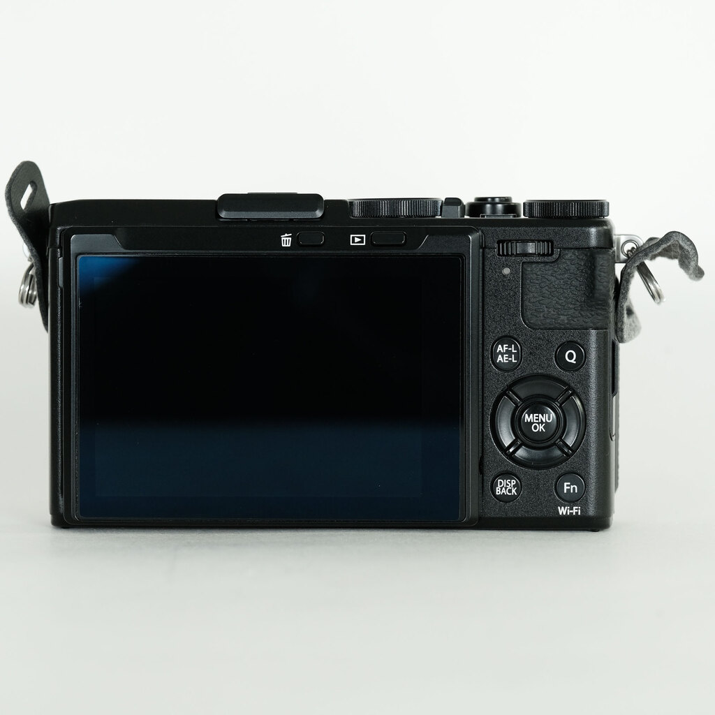 FUJIFILM X70 ブラック