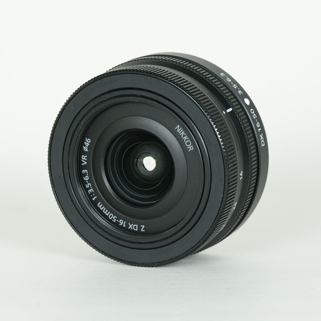 Nikon NIKKOR Z DX 16-50mm f/3.5-6.3 VR Nikon NIKKOR Z DX 16-50mm f/3.5-6.3 VR