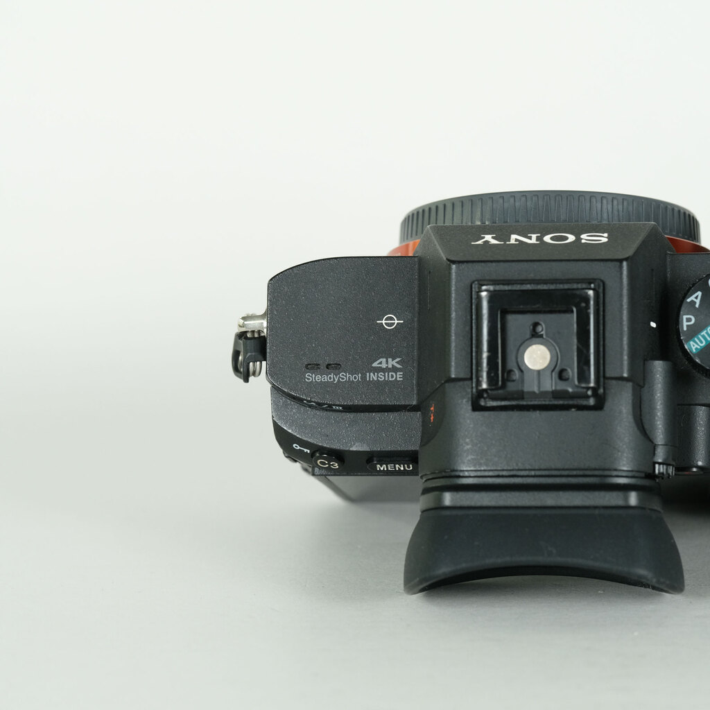 SONY α7 III（ILCE-7M3）の出品 | ONE SCENE（ワンシーン）